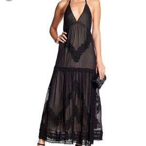 NWT - Alice and Olivia Lupita Halter Dress (8)